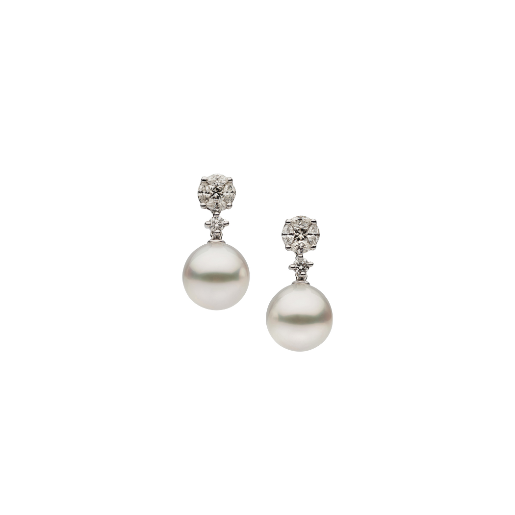 Discover the Autore Amore Petite Earring featuring white diamonds and Australian South Sea Pearls set on 18kt white gold