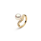  This Autore Bezel Set Wave Ring in 18kt Yellow Gold features a lustrous A Grade South Sea Pearl with round brilliant white diamonds.