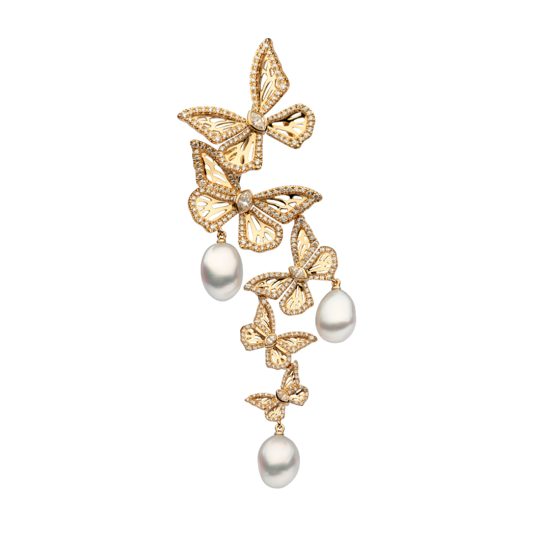 Discover the Autore Papillion Brooch featuring Keshi Pearls and white diamonds set in 18kt yellow gold