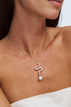 Autore South Sea Pearl set in 18kt rose gold white diamond and ruby pendant necklace