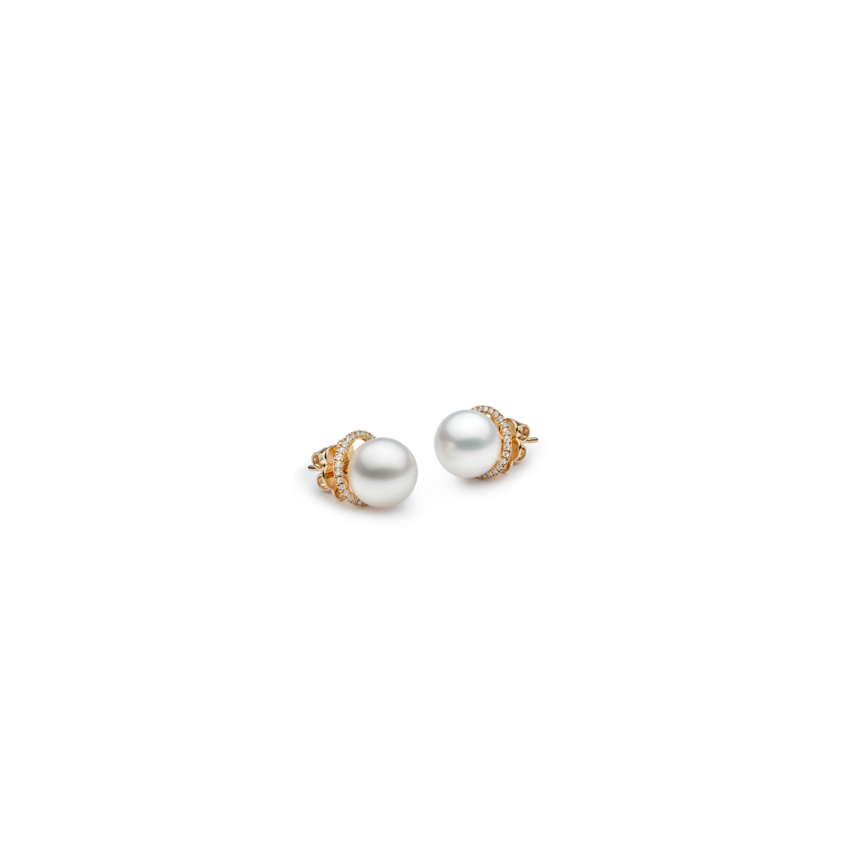 Autore Diamond Halo Studs with South Sea pearls and white diamond halos in 18kt yellow gold, side view