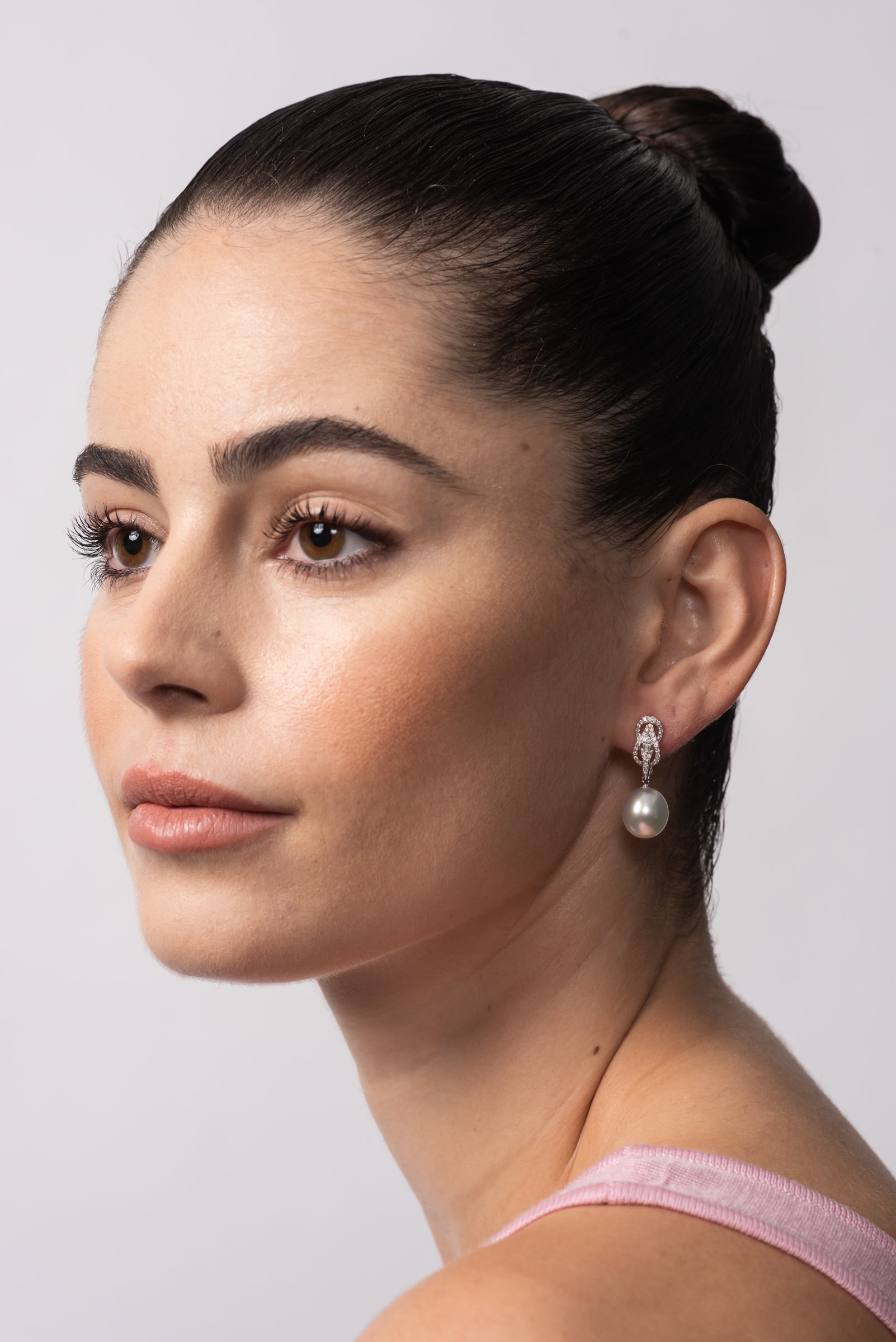 Autore Hercules Knot earring with Australian South Sea Pearl and White Diamonds